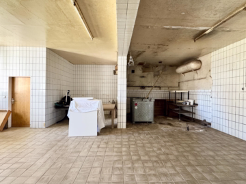 Wohn- und Geschäftshaus - Backstube (36239)