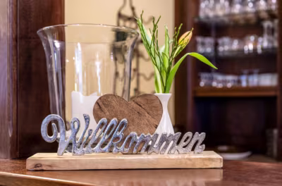 Viel Potenzial für Tagespflege o. betreutes Wohnen - Willkommen (78130)