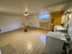 Waschküche KG - Großzügiges Wohnhaus mit Vollkeller
