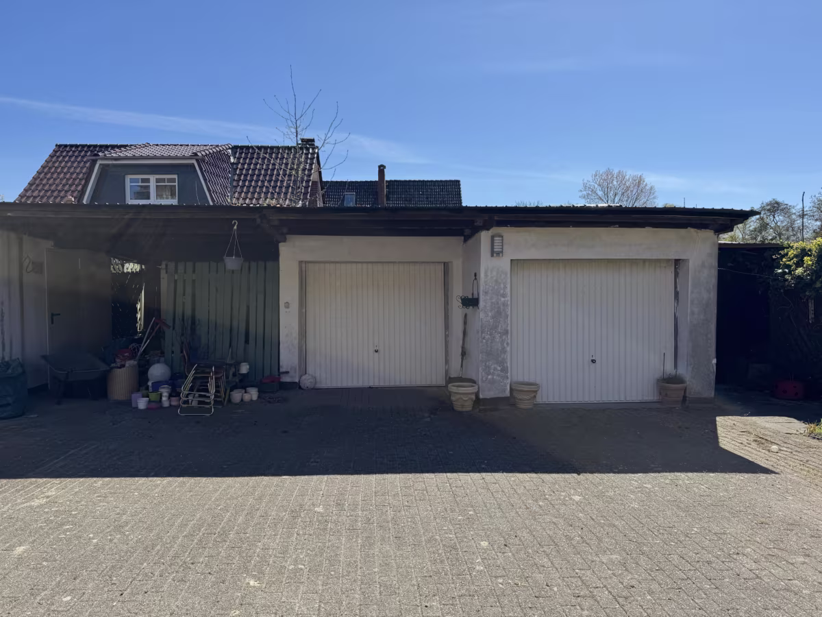 Garagen + Carport