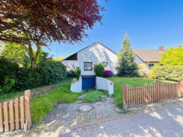 Schöne Lage, optimale Größe und kleiner Garten - Straßenansicht (63161)