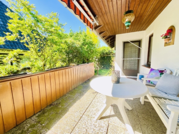Schöne Lage, optimale Größe und kleiner Garten - Südwestterrasse (63181)