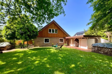 Wohnen in ruhiger Lage mit viel Platz und Komfort - Gartenansicht II (70297)