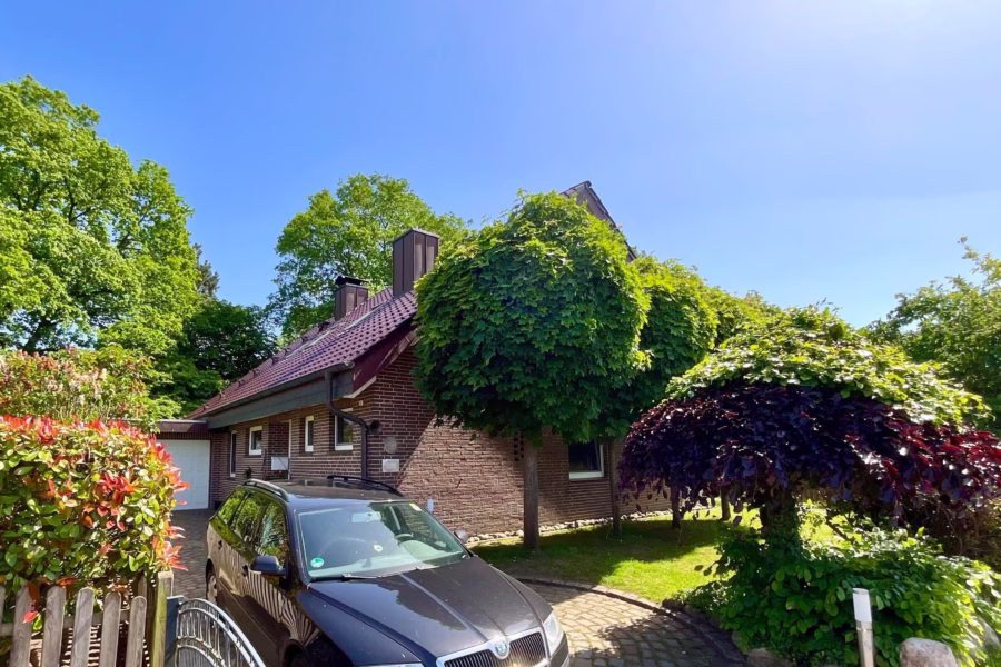 Straßenansicht