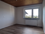 Schlafzimmer - 3-Zimmer-Wohnung mit Balkon in zentraler Lage