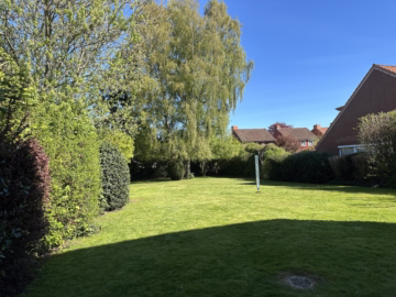 Ein ganz besonderes 3-Familienhaus - Grundstück (57724)