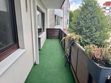 Großzügige 3-Zimmer-Wohnung - Balkon (70530)