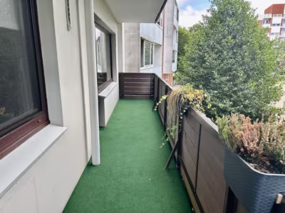 Großzügige 3-Zimmer-Wohnung - Balkon (80029)