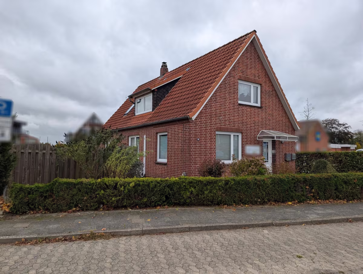Straßenansicht