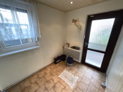 Charmantes Wohnhaus mit großem Grundstück - Waschküche I (80118)