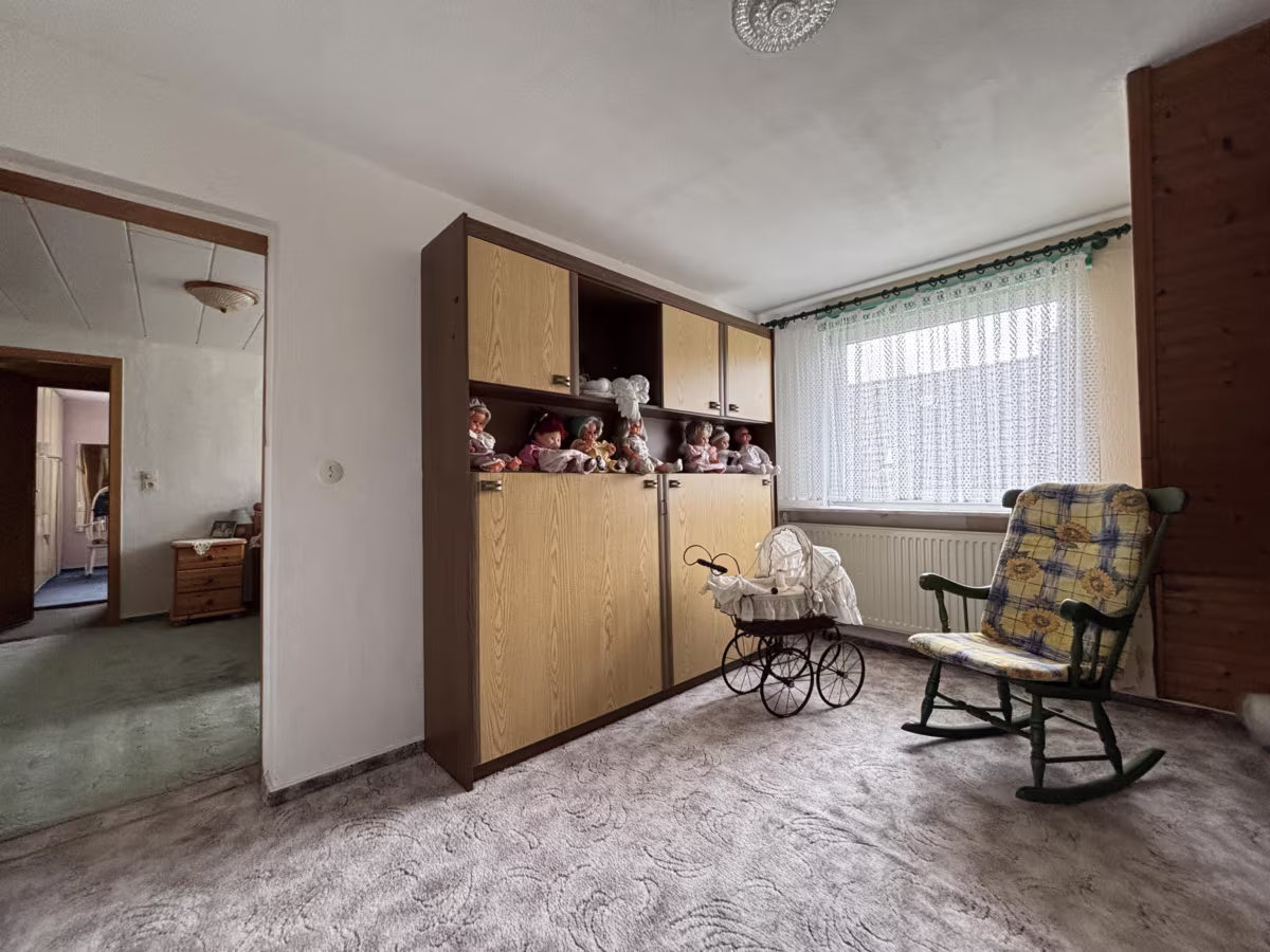 Anbauzimmer DG Blick zum SZ