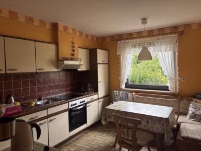Gemütliches Haus am Wasserwerkswald - Küche (85837)