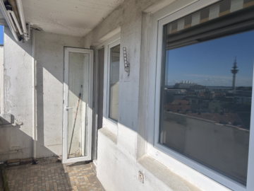 Mitte: 8 OG mit Fahrstuhl und Weserblick - Balkon (36992)