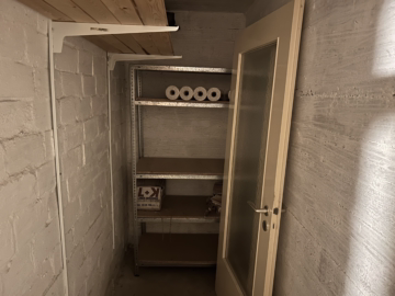 Mitte: 8 OG mit Fahrstuhl und Weserblick - Kellerraum (36994)