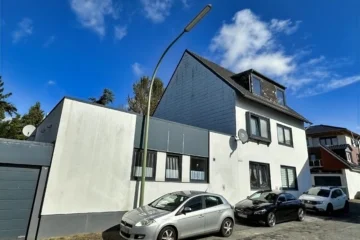 Kapitalanlage mit Entwicklungspotenzial, 27572 Bremerhaven, Wohn- und Geschäftshaus