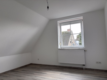 1999 gebaut, 2025 saniert – EFH in Wulsdorf - Schlafzimmer 3 DG (43674)
