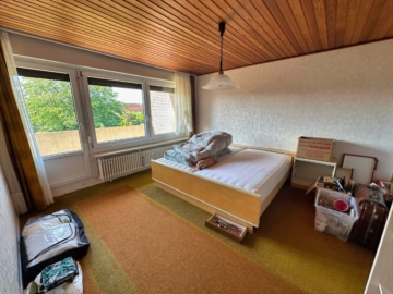 Charmantes Reihenmittelhaus in Sackgassenlage - Schlafzimmer OG (67583)