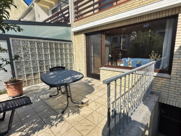 Hier lässt es sich gut leben! - Terrasse (51621)