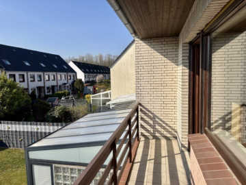 Hier lässt es sich gut leben! - Balkon (51636)