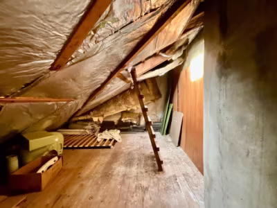 Gepflegter Bungalow mit Vollkeller - DG Bodenraum (78034)