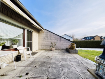 Gepflegter Bungalow mit Vollkeller - Terrasse (43138)