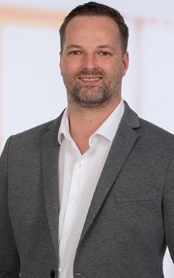 Stev Weihmeister, Weser-Elbe Sparkasse