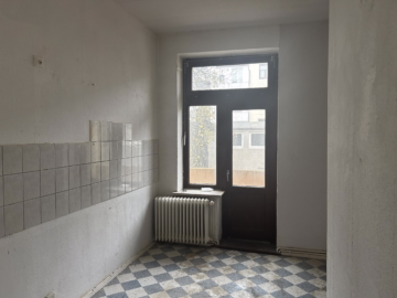 Mehrfamilienhaus mit 7 Wohnungen und Lager in Lehe - Küche Beispiel (37915)