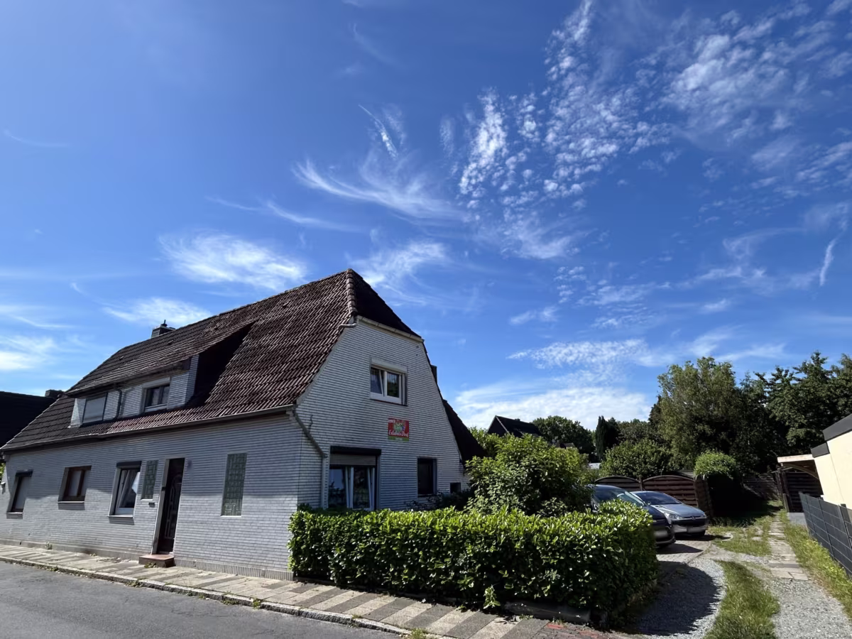 Straßenansicht