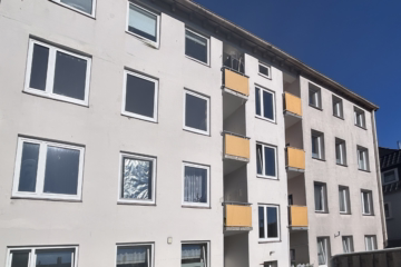 Attraktive 2-Zimmer-Wohnung mit zwei Balkonen - Hinteransicht (53516)