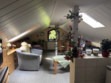 Erbpachtgrundstück: Haus am Fluss in Buschkämpen - Dachbodenraum 2 (40284)