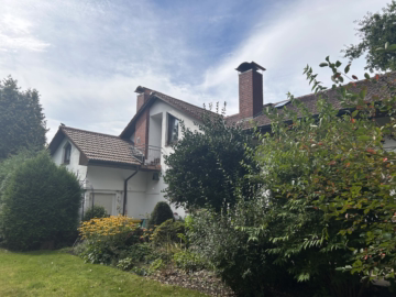 Erbpachtgrundstück: Haus am Fluss in Buschkämpen - Rückansicht (40288)