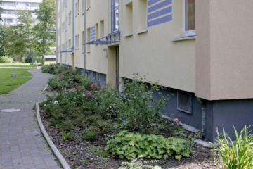 Bad 1 zu Fuß erreichbar ! - Eingangsseite (47118)