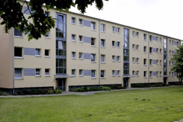 Bad 1 zu Fuß erreichbar ! - Eingangsseite (47119)