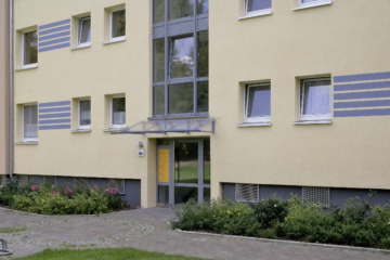 Bad 1 zu Fuß erreichbar ! - Eingangsseite (47120)