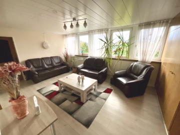 Familienfreundliches Haus in ruhiger Lage - Wohndiele DG (37377)