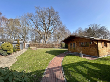 Attraktives Einfamilienhaus mit viel Platz - Garten (46243)