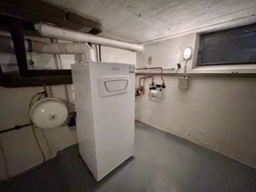 Attraktives Einfamilienhaus mit viel Platz - Heizungsanlage (46266)