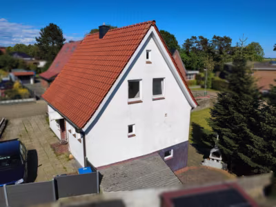 Doppelte Chance in bester Wohnlage - Seitenansicht (83675)
