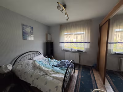 Großes Grundstück mit Altbestand -Schiffdorferdamm - Schlafzimmer EG (77853)
