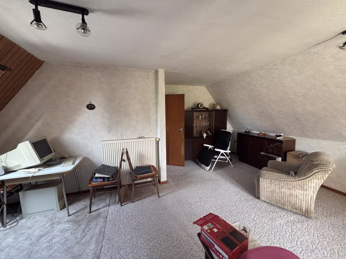 Wohnzimmer DG