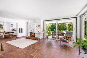 Einzigartiges Angebot: Architektenhaus am Südhang - Wohnbereich mit Gartenblick (62234)