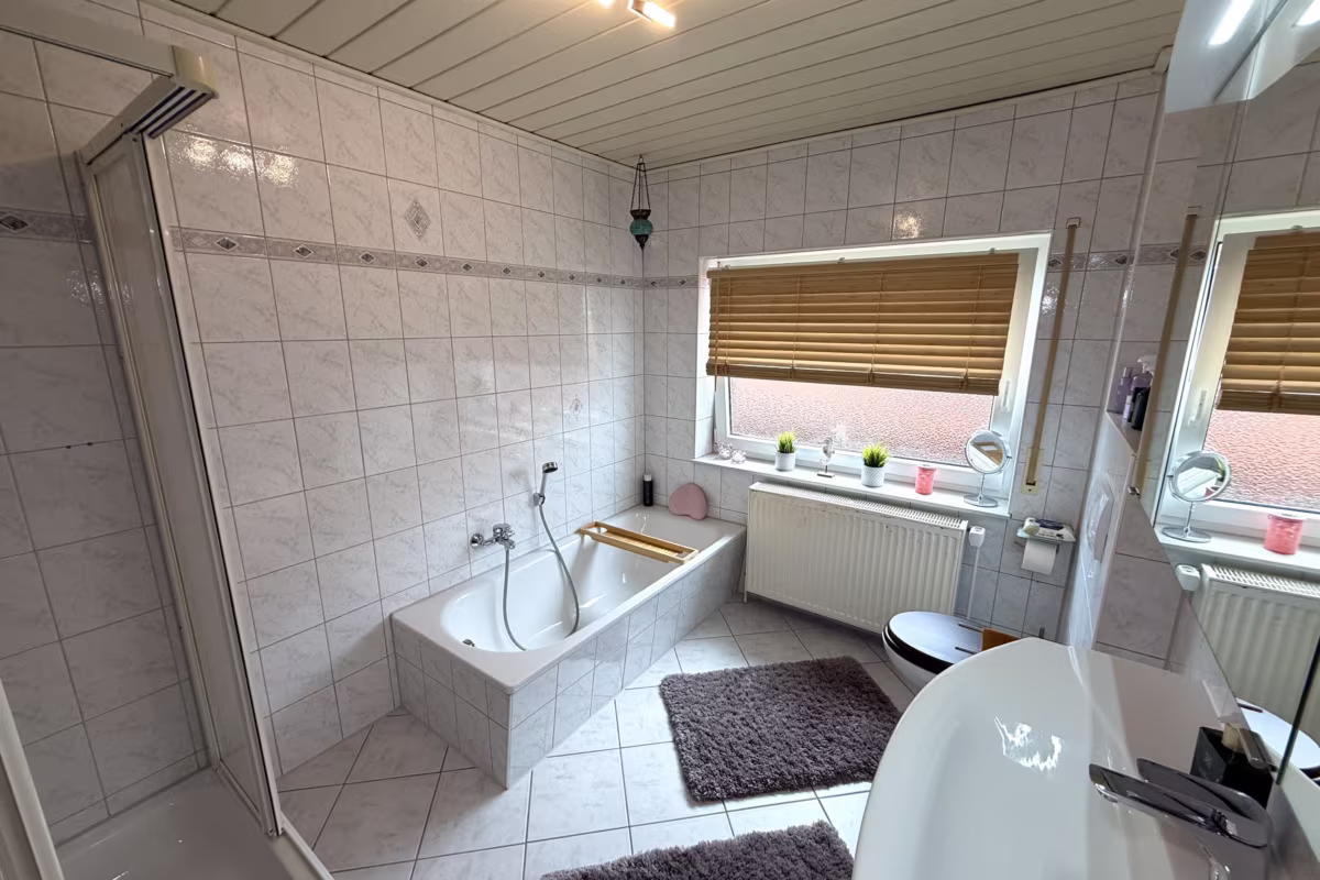 Vollbad Dachgeschoss