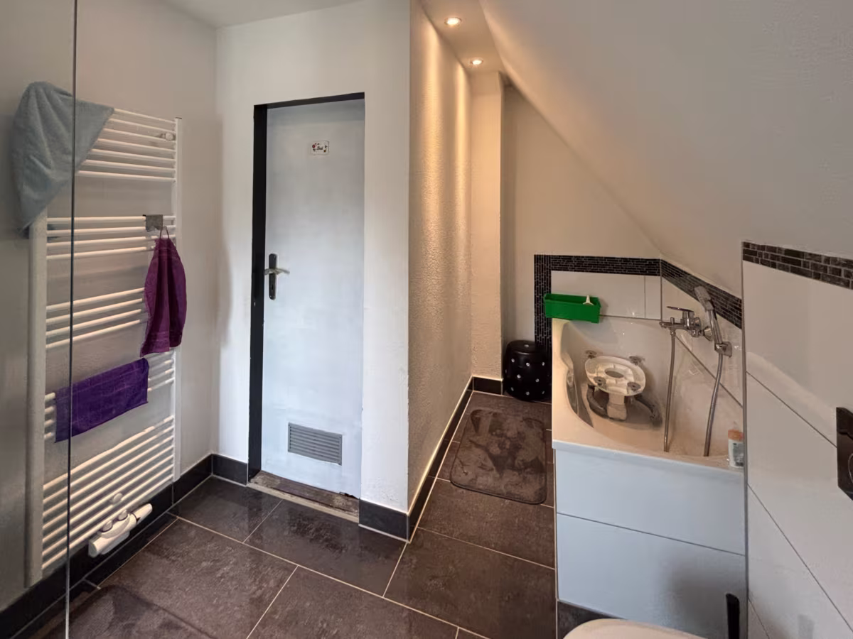 Badezimmer DG