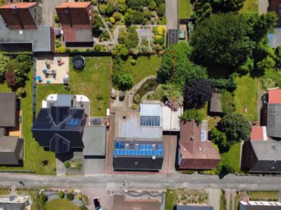 Modernisiertes Einfamilienhaus in ruhiger Lage - Luftbild (83839)