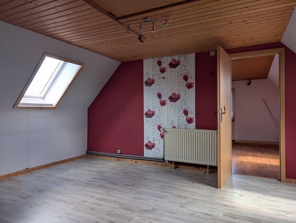 Zimmer 2 OG