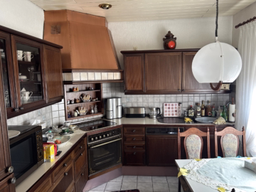 Haus + Wintergarten + Ausbaureserve im Mischgebiet - Küche (56211)
