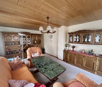 Einfamilienhaus mit großem Grundstück - Wohnzimmer (37212)