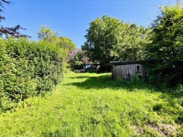 Ihr neues Zuhause: Eine DHH der besonderen Art - Garten hinter dem Haus (77307)