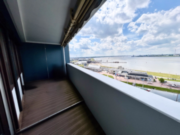 Traumhafter Meerblick in exklusiver Deichlage! - Loggia (55647)