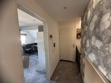 Selbstnutzer oder Kapitalanleger gesucht! - OG Wohnungseingang (43271)